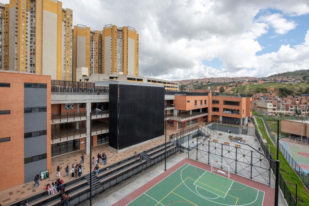 Fotos Colegio Agudelo Restrepo (8)